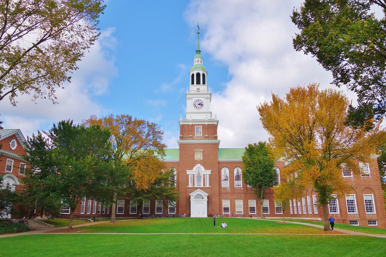 8 Ivy League Colleges That Offer Free Online Courses 
