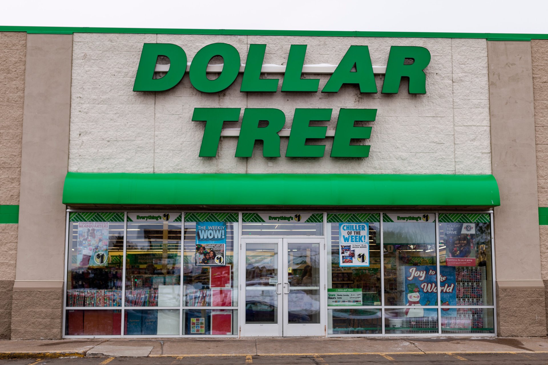 20 Unexpected Things you can Buy at the Dollar Store 